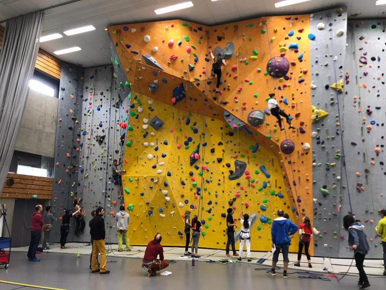 Le développement du para escalade au Club Alpin Français d'Anjou